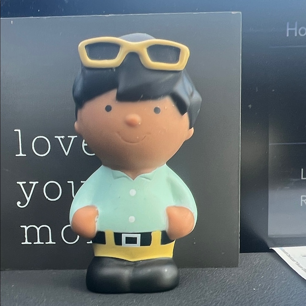 fisher Price Little People figurine brown boy with glasses #D-6